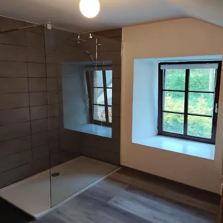 فندق مبيت وإفطار Emmylou Gouvy