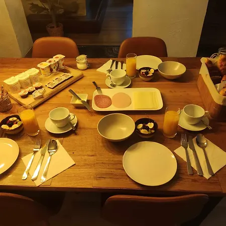 Bed & Breakfast Emmylou